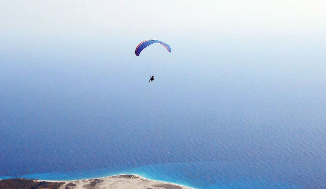Green Coast Activities Paragliding