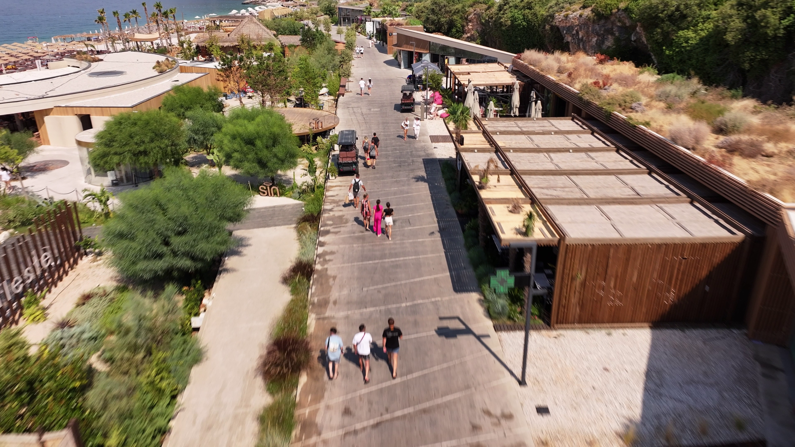 Promenade lifestyle at Green Coast
